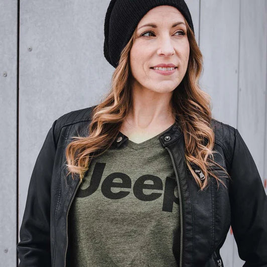 Ladies Jeep® Text V-neck - Military Green